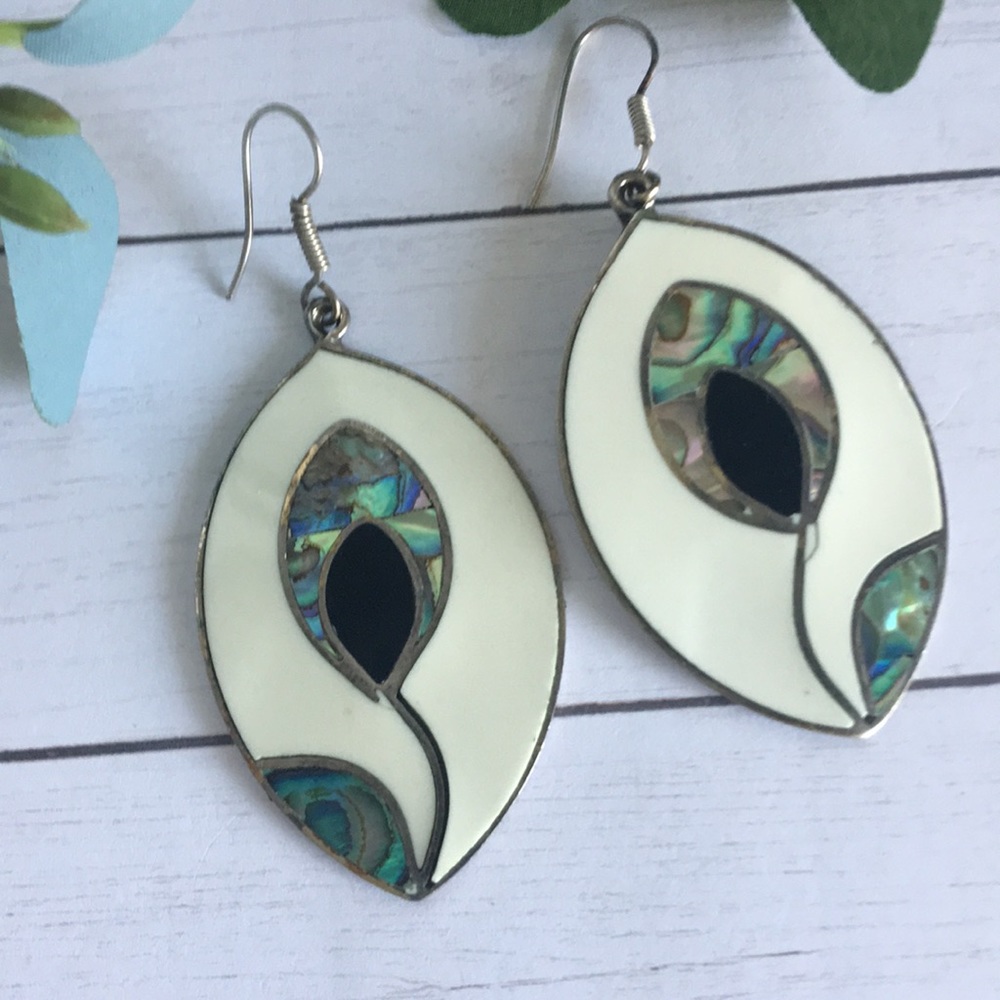 Vintage Alpaca Mexican Silver Inlay French Wire Earrings (Estate Find) - Picture 7 of 12